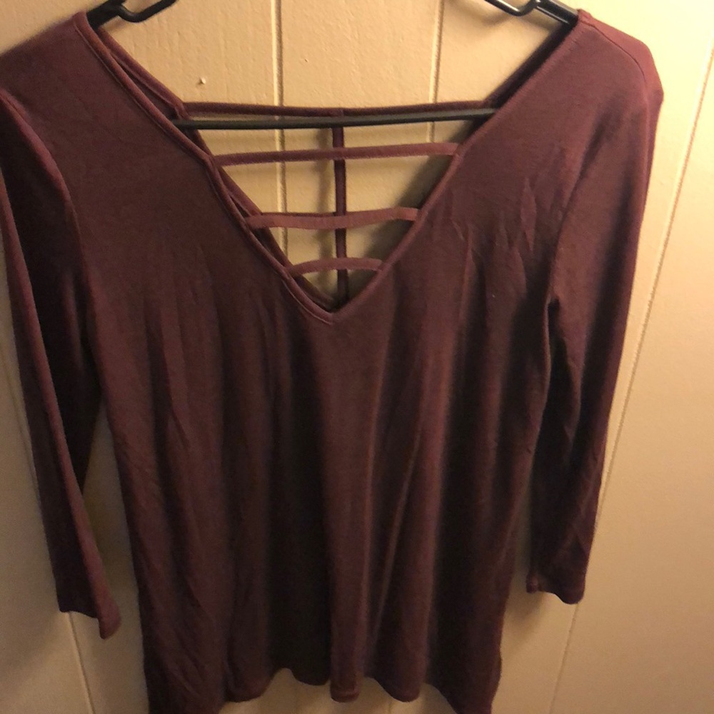 3/4 length sleeve burgundy top